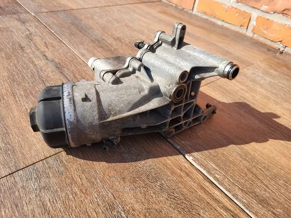 JEEP CHEROKEE KL 2.0 M-JET Base do Radiador de Óleo image 4