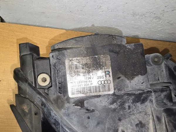 AUDI A4 B8 Faro Derecho Xenón Original image 5