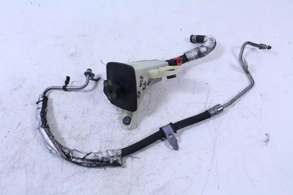 Stuurbekrachtigingsreservoir OEM ZBIORNICZEK voor Jaguar XF 3.0i image 2