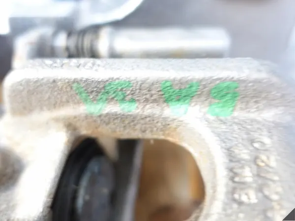 BMW F10 F11 LCI Linker Hinterer Bremssattel image 8