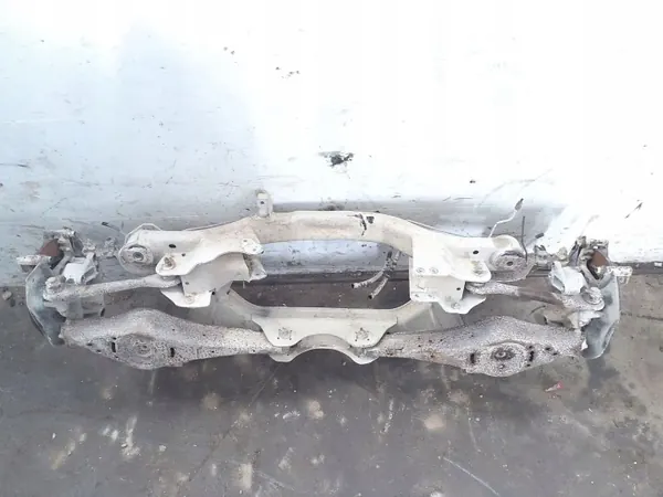 Begagnad bakbalk OEM 3C0505235L för VW Passat B6 image 5