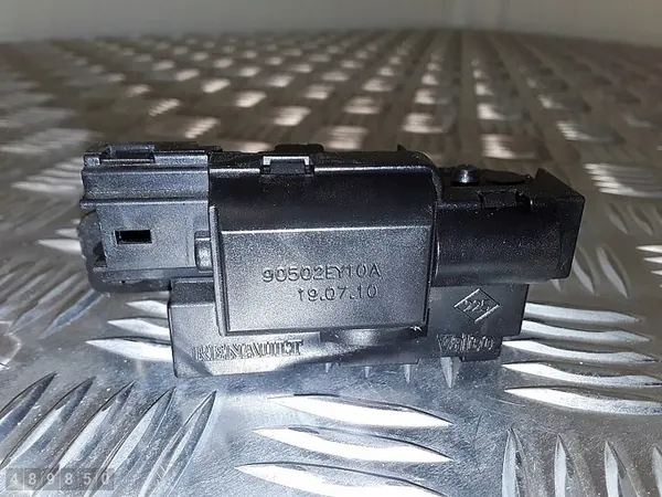 Nissan Qashqai Block 2010 90502EY10A image 3