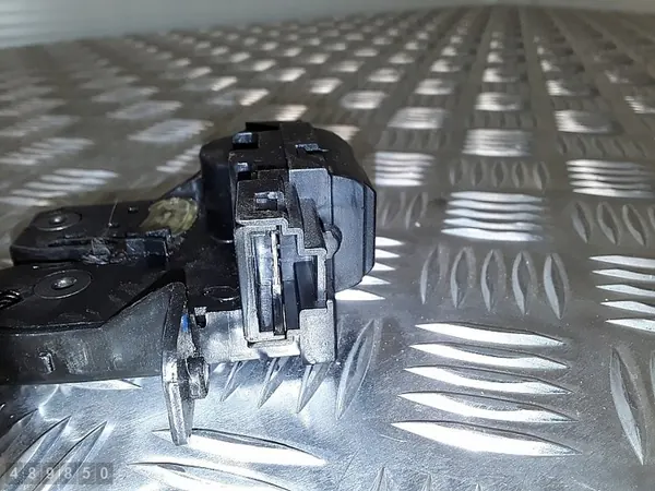 Nissan Qashqai Block 2010 90502EY10A image 4