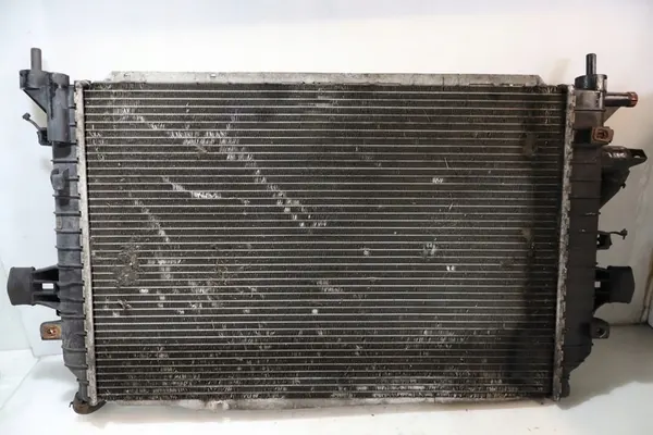 Vattenkylare Opel Zafira B 1.9CDTI OEM 13171429 image 3