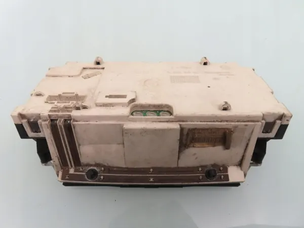Gebruikte Elektrische Snelheidsmeter OEM 1H0919860E image 3