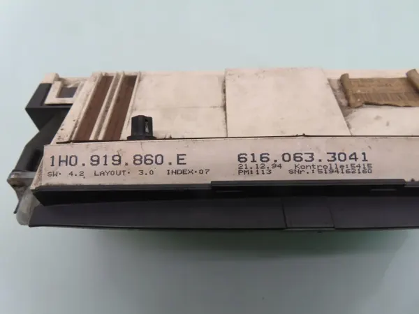 Gebruikte Elektrische Snelheidsmeter OEM 1H0919860E image 4