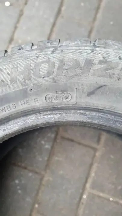 Subaru OE achterbumperrooster OEM 21560R15 - Gebruikt image 4