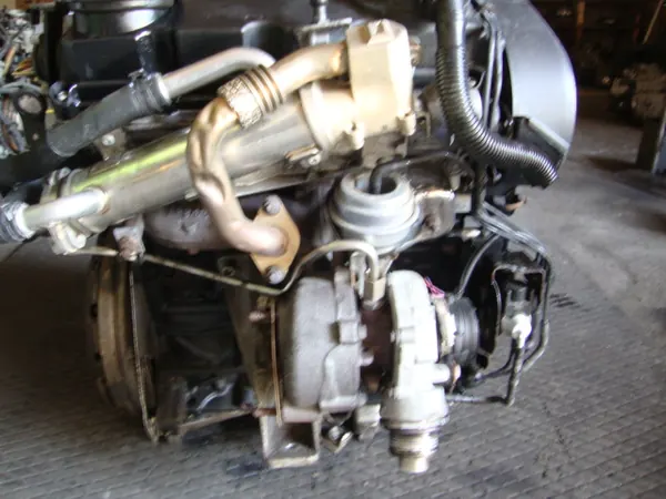 Moteur Audi A4 B7 A6 C6 2.0 TDI BRE 140ch image 5