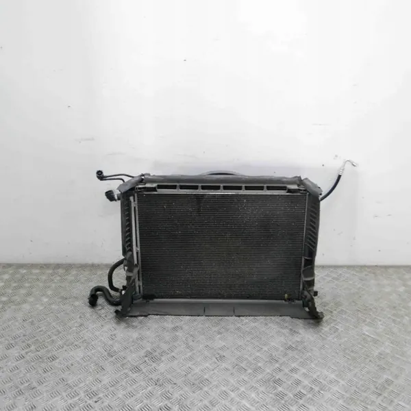 Pièce de refroidissement OEM A0999062100 Mercedes-Benz E image 2