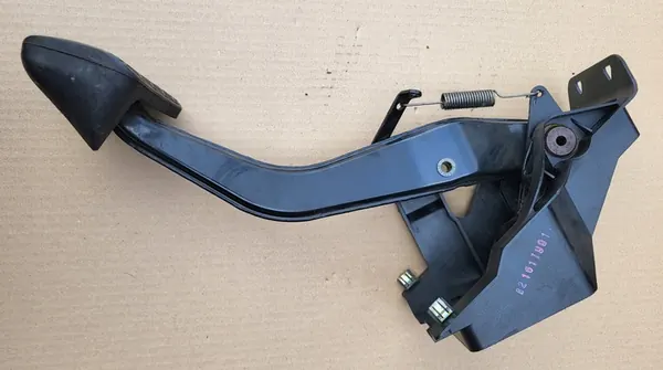 Bremspedal Mercedes E-Klasse W211 OE 1232910082 image 3