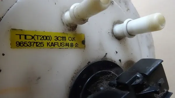 Brandstofpomp DAEWOO KALOS 1.4 16V 96537125 image 4