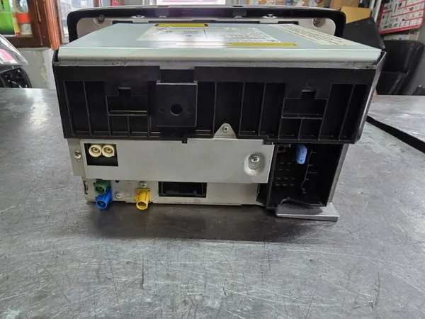 OEM A2519005200 COMAND Radio Navigation CD Mercedes image 3