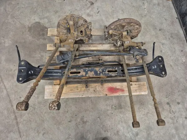 OEM Wrakomania-29949- Hinterachsschwinge Kia Cerato image 2