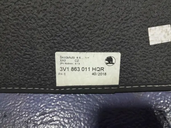 Skoda Superb III Lift HB Mattor OEM 3V1863011 image 8