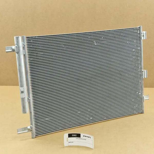 BYD SEAL Waterradiator OEM 8105010 - Gebruikt image 3