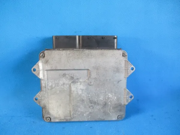 Unité de contrôle moteur Fiat Punto OE 51795231 image 2