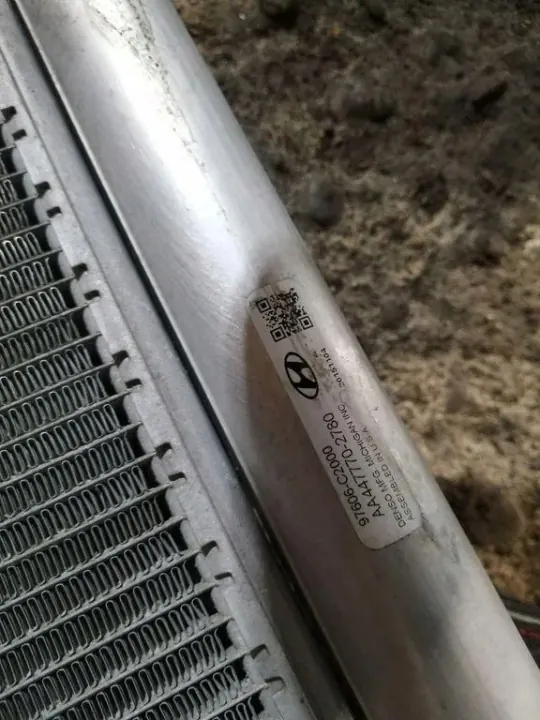 Käytetty AC-kondensaattori OEM 97606C2000 Hyundai Sonata VII image 3