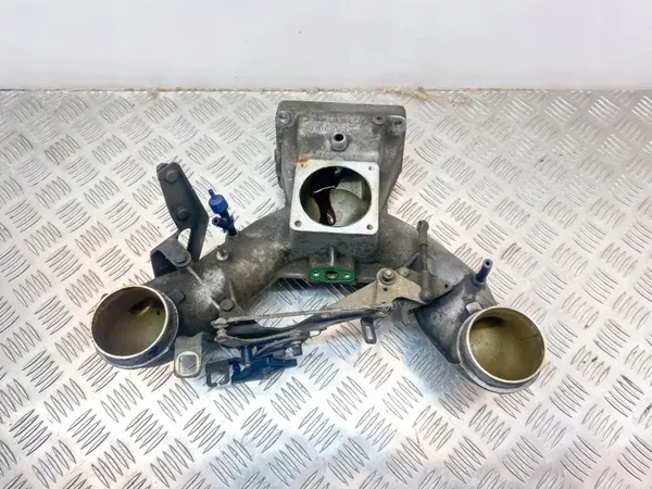Käytetty imukansi OEM 1041414801 Mercedes-Benz SL:lle image 3