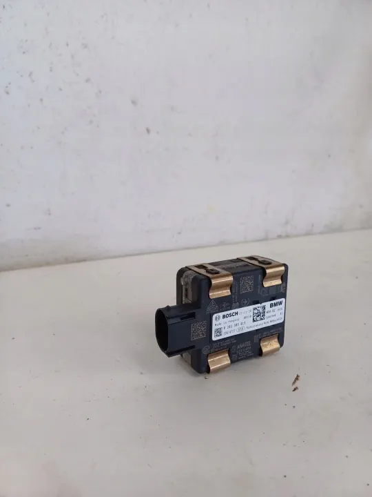 BMW Etu-tutkasensori OEM 66315A9BE28 - Käytetty image 5