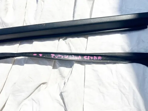 BMW E39 Touring Kaksoistiiviste Kehys OEM 8193118 image 4