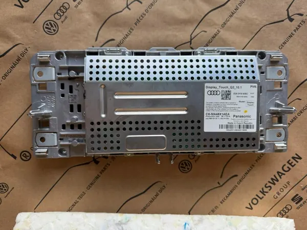 Audi Q3 83A MMI Display OEM 83A919605C Gebraucht image 3