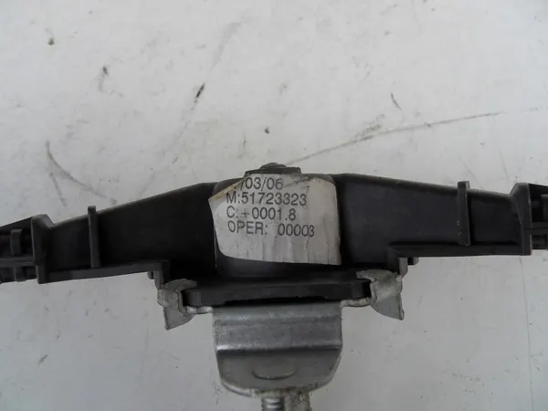 FIAT GRANDE PUNTO 05-11 Elevador de Vidro Traseiro Direito 5P image 2