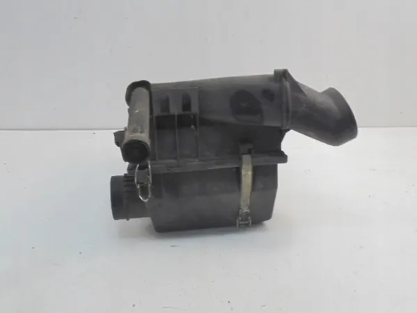 MERCEDES E W124 Ilmansuodattimen kotelo image 5