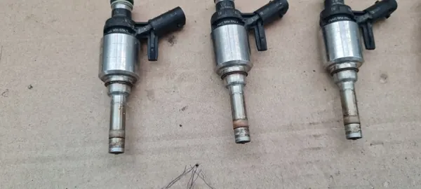 Inyectores Audi A4 B9 Set OEM 06G906036S image 7