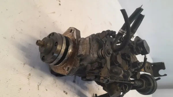Pompe à injection SKOA FELICIIA 1.9 D - Pièce OEM d'occasion image 3