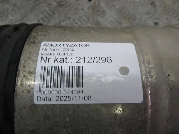Mercedes W205 Etu Oikea Jousitus OEM A2053200525 image 6
