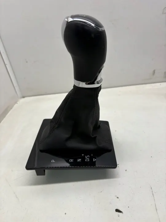 Pomo de cambios Skoda Superb III OEM 3V1713203A - Usado image 2