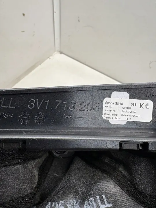Pomo de cambios Skoda Superb III OEM 3V1713203A - Usado image 7