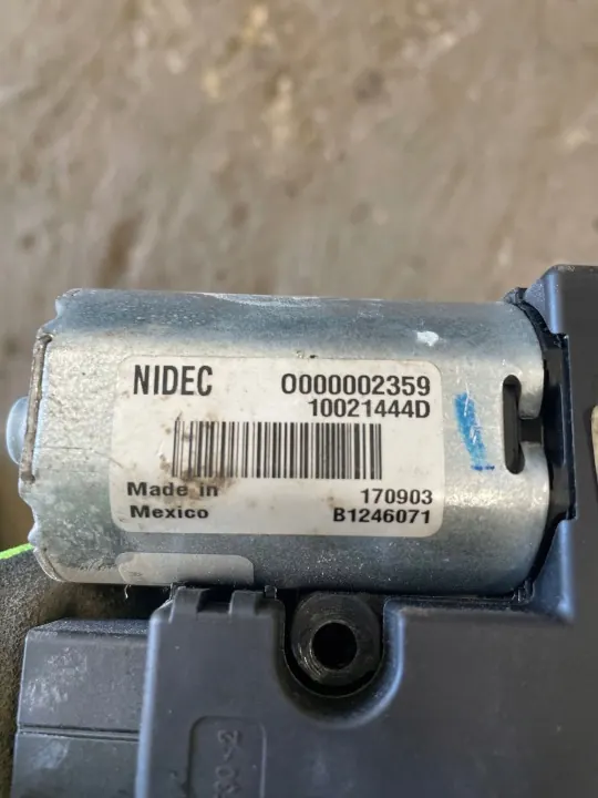 Motor de techo solar OEM 0000002359 para Chrysler Pacifica 2017 image 6