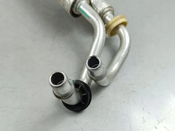 Ligne de refroidissement d'huile Jeep Grand Cherokee WL 2022 image 2