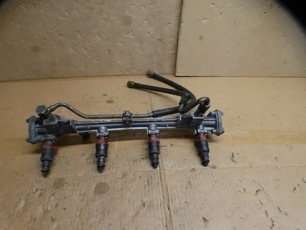 Rampe d'injection Mercedes-Benz OE image 4