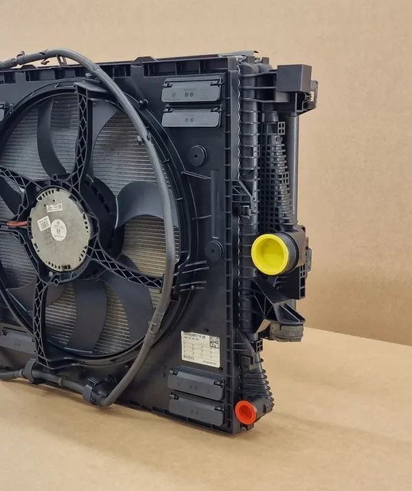 Ventilador de Radiador Completo VW Amarok 2010-2019 image 3