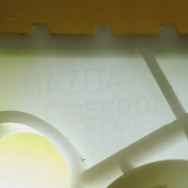 Scivolo di montaggio paraurti destro anteriore Mazda 5 C2355001 image 2