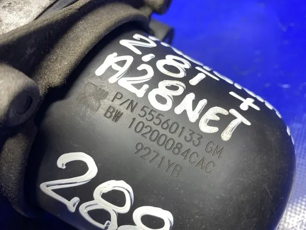 Toissijainen ilmanpumppu Insignia A 2.8 T A28NET 55560133 image 10