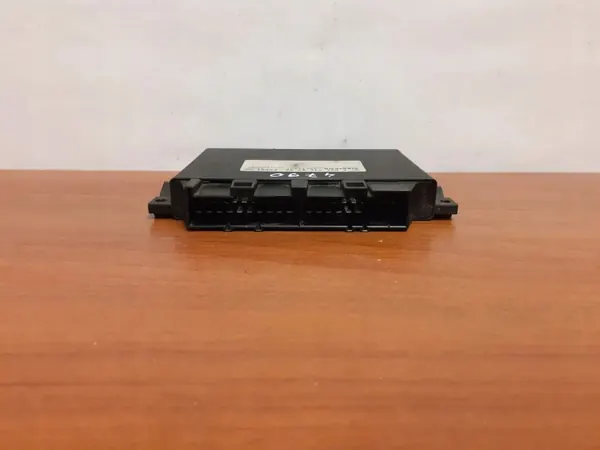 Ordinateur de boîte Mercedes-Benz d'occasion OEM 4790 image 4