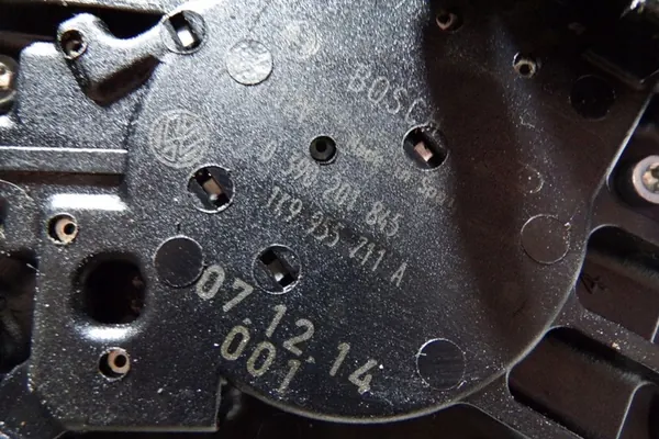 Scheibenwischermotor VW GOLF V VARIANT 1.4L image 3