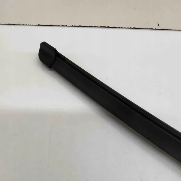 Citroen DS7 Crossback 2018 Front Wiper image 5