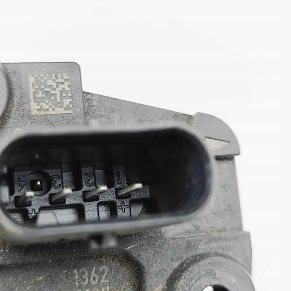 BMW X1 F48 2017 Luftmassenmesser MAF OEM 8570107 image 6