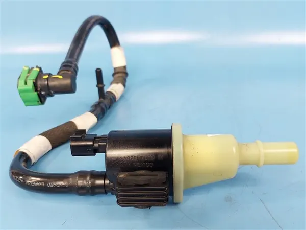 Válvula combustible OEM HU5A-9G712-DB Ford Explorer VI image 4