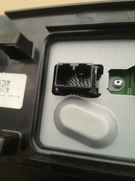 Écran Navigation Jaguar F-Pace X761 Lift OEM MX63-19C279-AF image 6