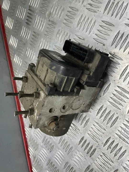 Pompe ABS OEM 5322410 pour Subaru Forester image 5