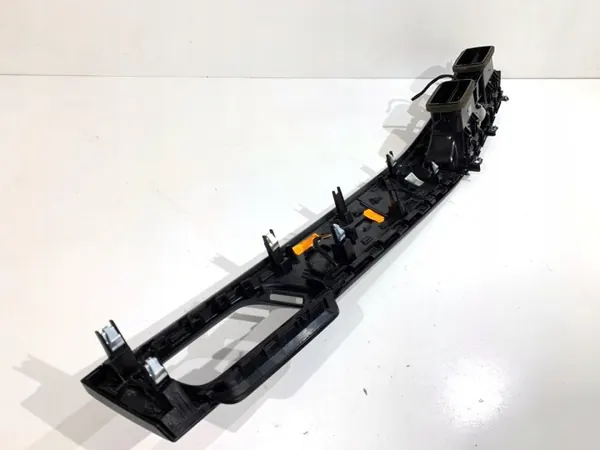 OEM 9292741 Främre ventilationsgallret för BMW F48 image 6