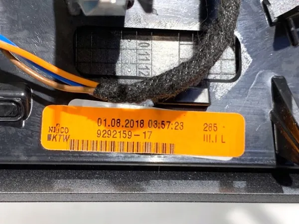 OEM 9292741 Främre ventilationsgallret för BMW F48 image 8