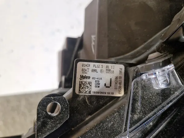 Faros delanteros izquierdo TOYOTA COROLLA E21 FULL LED image 9