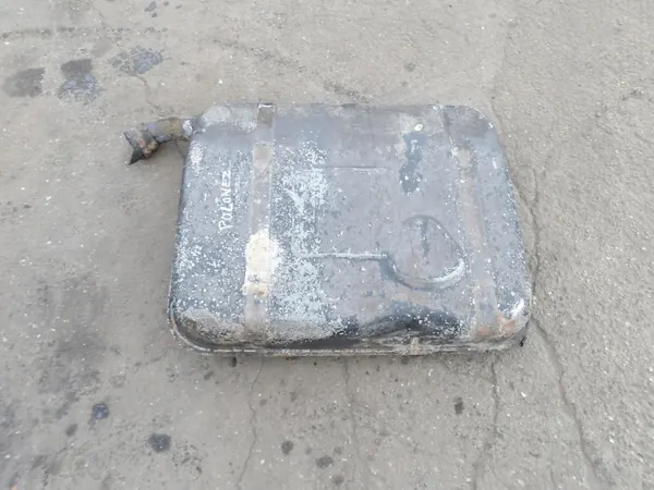 Depósito combustible Polonez OEM ZBIORNIK PALIWA - Usado image 4