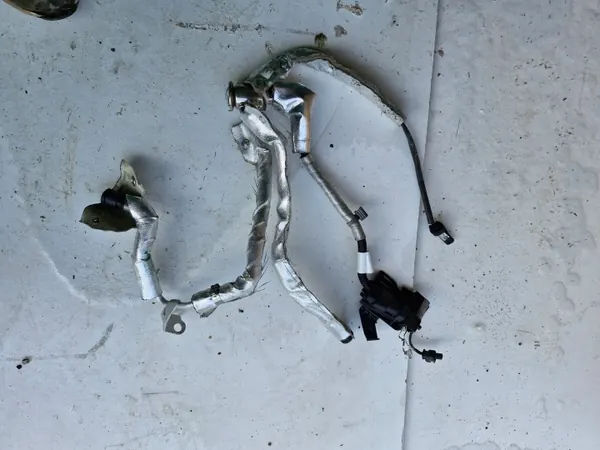 BMW AdBlue-Einspritzleitung OEM 9485183 - Gebraucht image 2